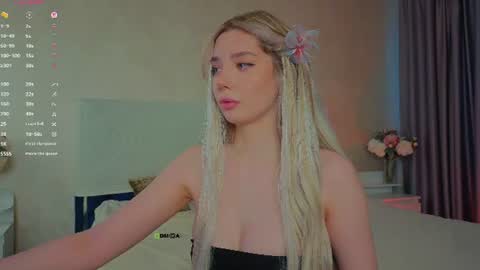 ai__chan online show from June 17, 3:28 pm