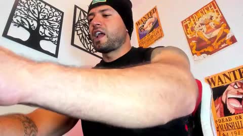 Aiden Brites online show from December 3, 3:40 am