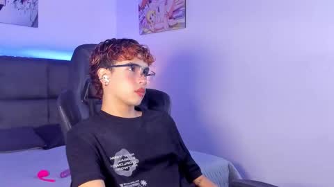 Aiden  online show from October 7, 12:56 pm