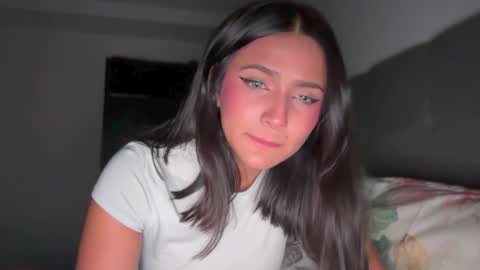 Aiisha online show from May 2, 1:55 am