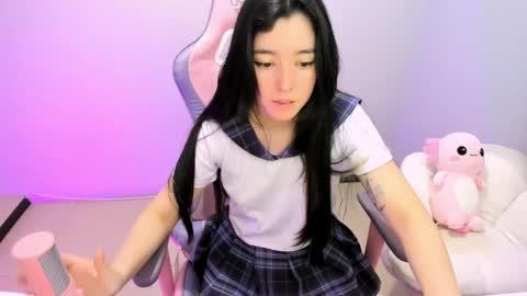 Ailee Hyuga online show from April 9, 2:12 pm