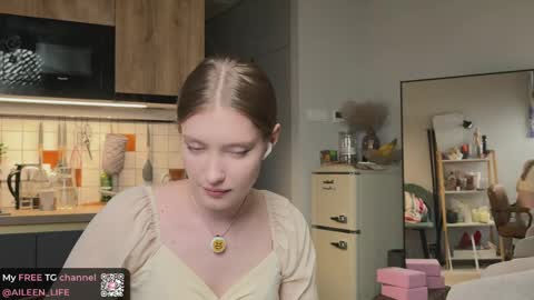 Aileen online show from April 10, 7:40 pm