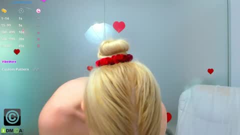 Allie  online show from May 14, 6:44 am