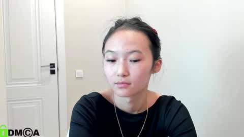 Snapshot of ailey_chao chatting on March 4, 12:44 pm Ailey online show from March 4, 12:44 pm