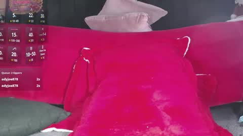 Ailyn rouss online show from December 18, 2:18 am