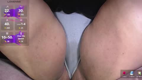 Ailyn rouss online show from November 15, 2:35 am