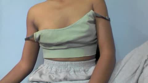 aimeamour online show from November 17, 7:27 pm