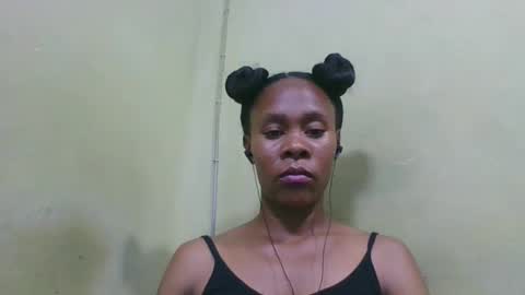 aimee982179 online show from April 2, 2:13 pm