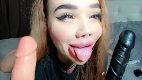 Snapshot of aira_vi chatting on January 31, 2:15 am Aira online show from January 31, 2:15 am