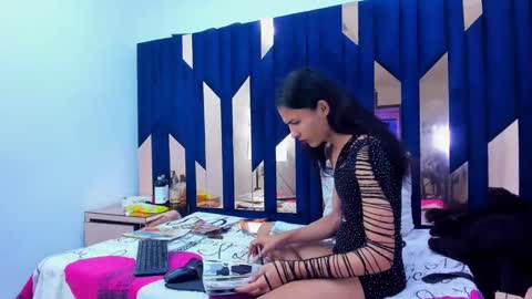 aisha_hotts777 online show from October 21, 3:55 am