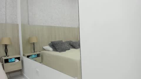 Aisha online show from February 8, 3:32 am