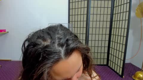 Aisha online show from March 26, 4:51 am