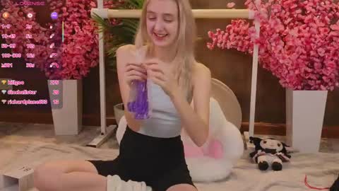 aishiro online show from February 27, 12:45 pm