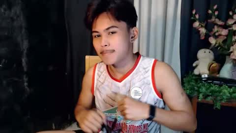 aivanboyyy online show from March 8, 11:58 am