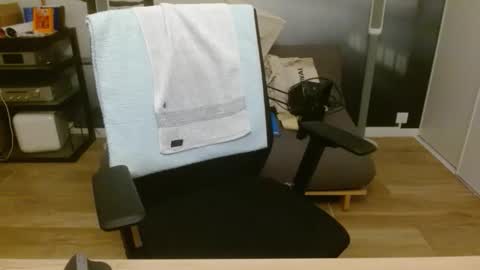 aixcited online show from February 11, 6:23 pm