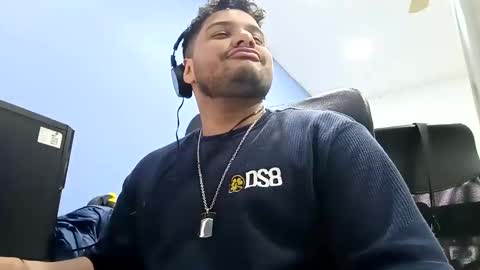 Esteban online show from January 22, 4:44 am