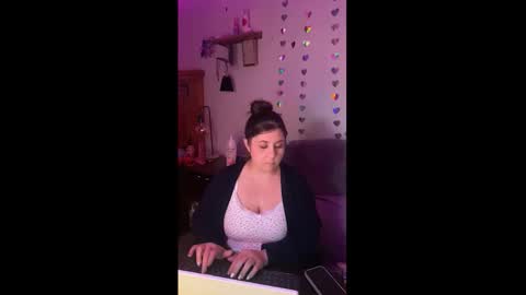 ajsquirts online show from November 19, 3:00 pm