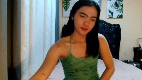 akamamiki25 online show from May 19, 5:09 pm