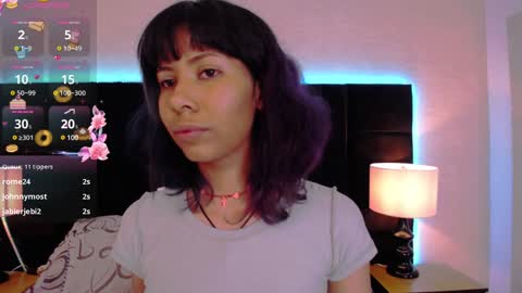 A K A N E  U W U online show from January 24, 12:10 pm