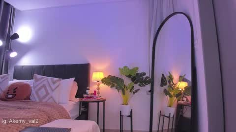 Im val   online show from March 23, 1:10 am