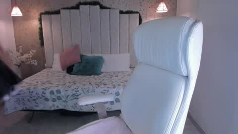 Luna online show from December 16, 2:04 am