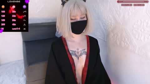 Amilia online show from October 24, 1:34 pm