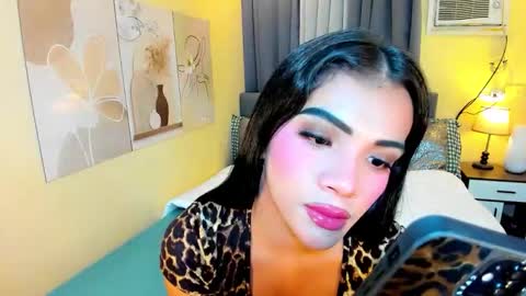Snapshot of akira_heleana_nastyxx chatting on October 14, 4:21 pm AYESHA CUTE NOT INTO CHEAP online show from October 14, 4:21 pm