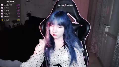 akirahartyx online show from October 7, 3:52 pm