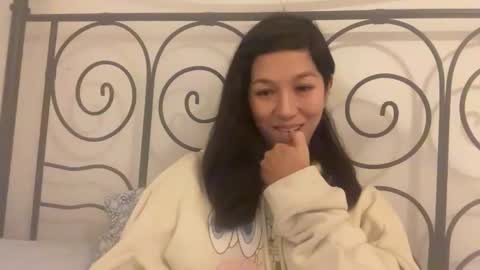 Akira Skye online show from January 12, 7:43 pm