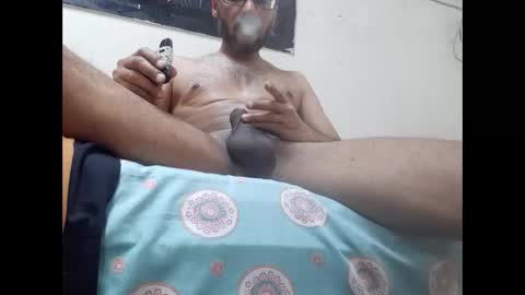 Brown arab man online show from May 18, 7:53 pm