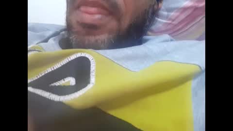 Snapshot of akram_40 chatting on October 23, 8:31 pm Brown arab man online show from October 23, 8:31 pm