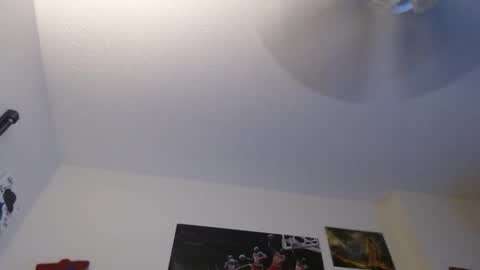 SeccyLexi online show from April 4, 6:20 am