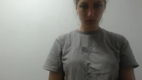 akyragrace online show from May 30, 2:43 am