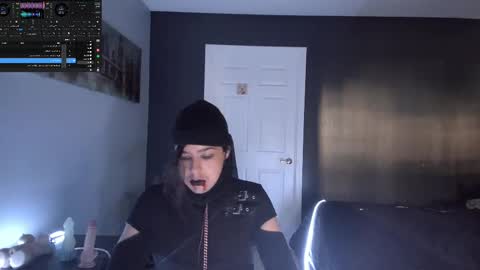 Snapshot of al0stjane333 chatting on September 30, 1:54 pm aL0stjane online show from September 30, 1:54 pm