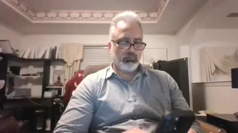 aladdin31673 online show from February 2, 3:48 am