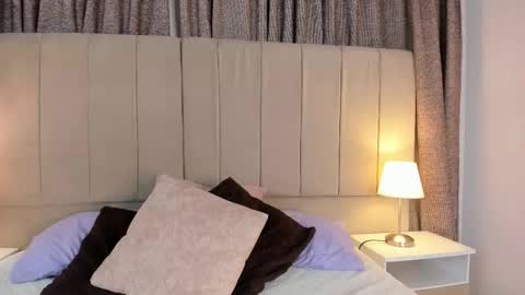 Snapshot of alahia_hank chatting on October 17, 8:02 pm alahia_hank online show from October 17, 8:02 pm
