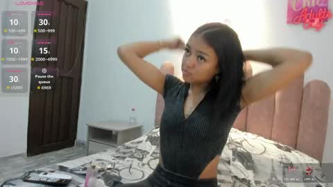 Alaia2  online show from May 30, 12:58 pm