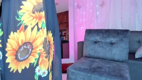 Snapshot of alaia_love77 chatting on March 8, 10:13 pm Alaia online show from March 8, 10:13 pm