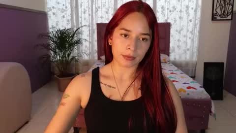 Snapshot of alaia_skater chatting on October 15, 6:09 pm Alaia Skater online show from October 15, 6:09 pm