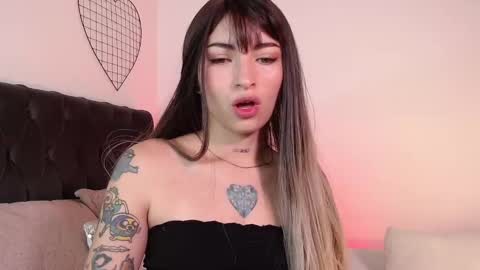 alailayong online show from February 7, 9:48 pm