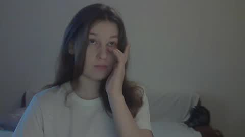 Anna online show from December 8, 8:30 am