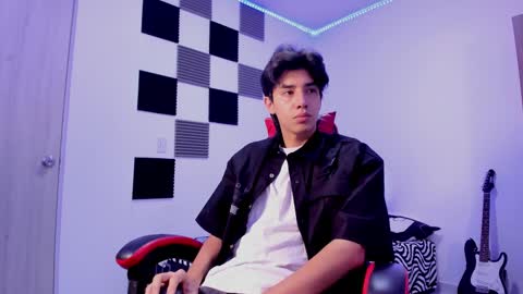 Snapshot of alan_boy01 chatting on October 1, 12:04 pm Alan Boy online show from October 1, 12:04 pm