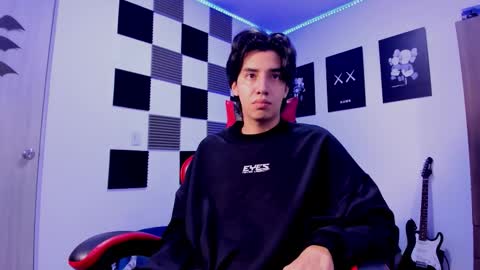 Alan Boy online show from December 3, 11:55 am