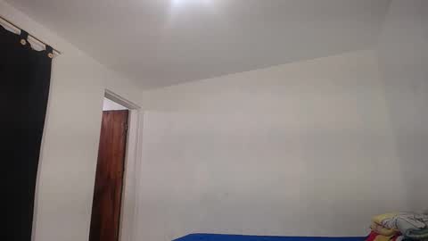 Alan online show from April 6, 8:15 am