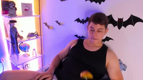 Snapshot of alan_hadid1 chatting on October 28, 12:33 am Alan Hadid online show from October 28, 12:33 am