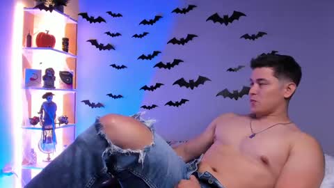 Snapshot of alan_hadid1 chatting on October 18, 10:03 pm Alan Hadid online show from October 18, 10:03 pm