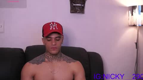 alan_morrys online show from November 9, 12:47 am