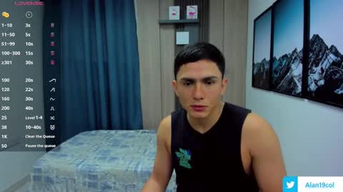 Alan  Kevin can we reach 100 thumbs up please guys  online show from March 8, 11:37 am