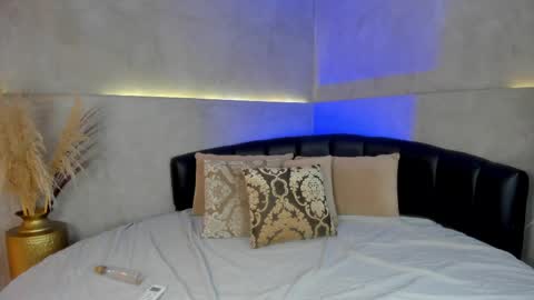 alana_cutte online show from April 7, 3:52 am