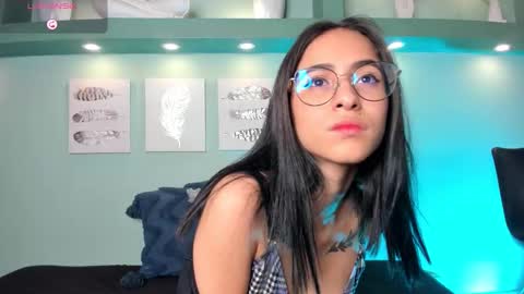 Snapshot of alana_martinez_ chatting on October 21, 1:16 pm Alana online show from October 21, 1:16 pm
